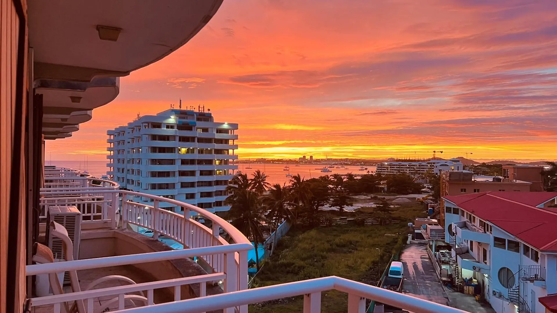 Simpson Bay Suites