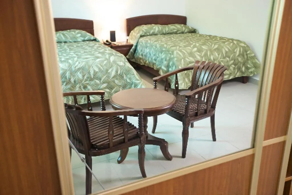 Hotel Simpson Bay Suites